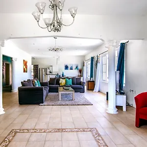 https://villa-anthea-1.comcaribbean.com