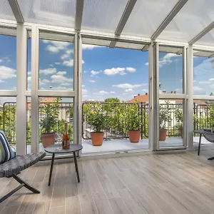 Apartment Terrace At Park